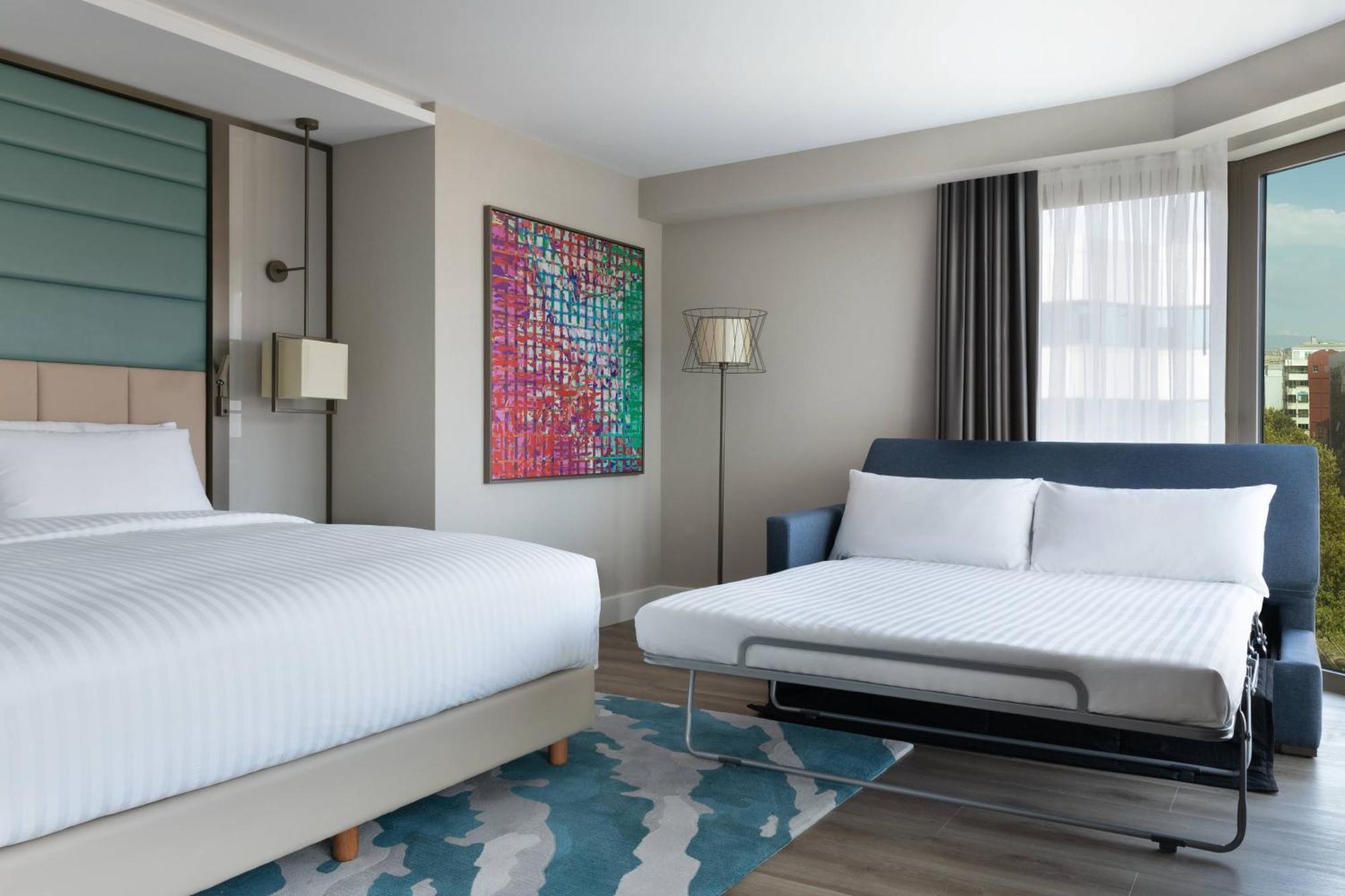 Family King Room Sofa Bed Partial Sea View Corner Room,1698629926:JPEG